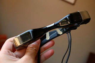 Illustration for article titled Battlemodo of Highest Res Video Goggles: Zeiss Cinemizer vs. Myvu Crystal